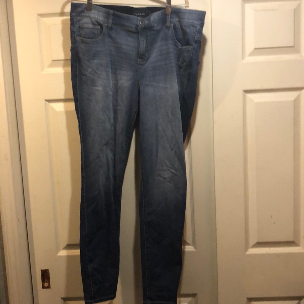 Torrid skinny jeans in size 20L